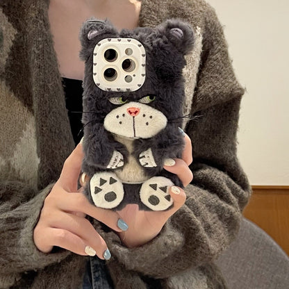 Plush cute staring cat iPhone16 Apple 15 suitable for 13/14pro max mobile phone case anti-fall cover 11