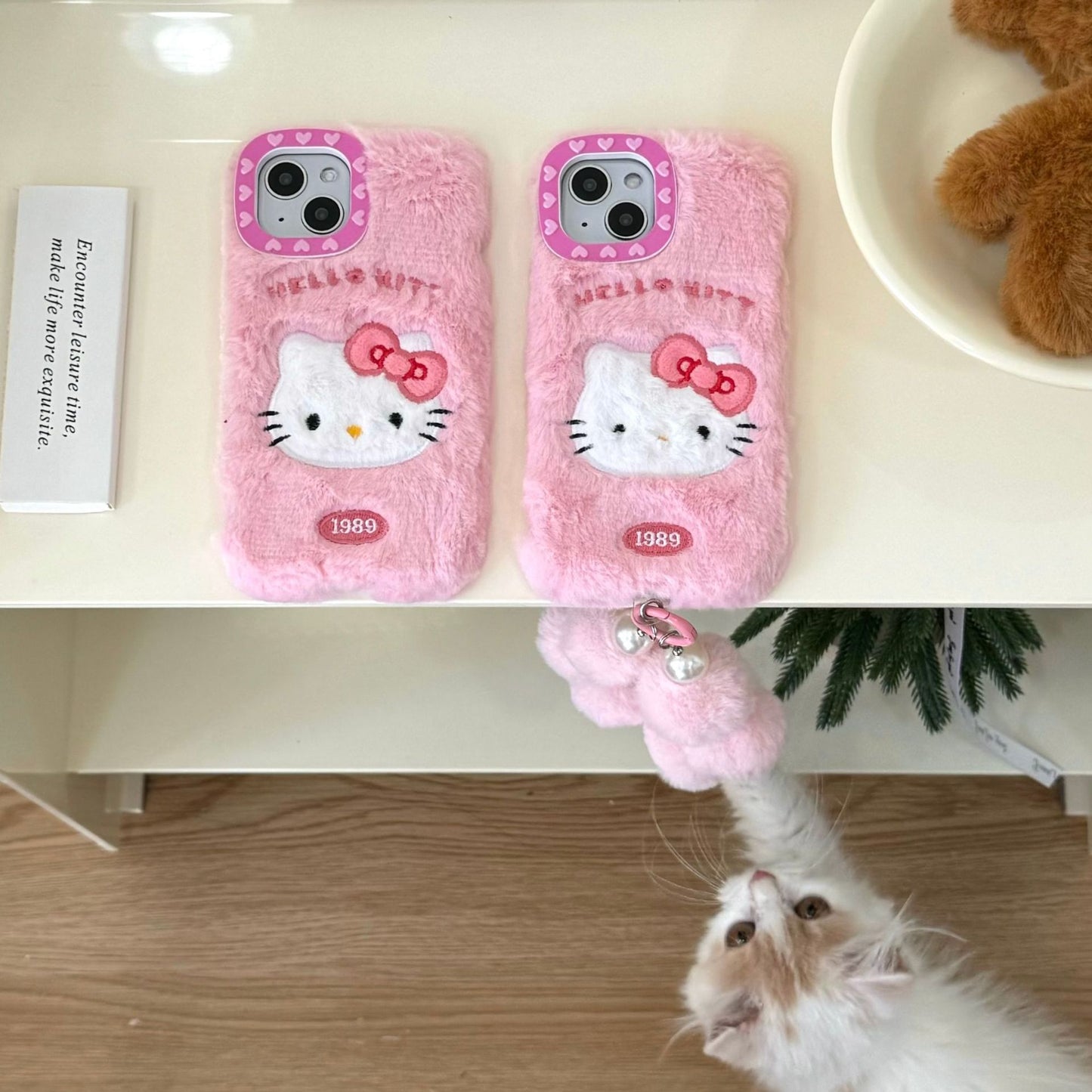 Plush foundation white Hello Kitty avatar iPhone16 Apple 15 suitable for 13/14pro max mobile phone case